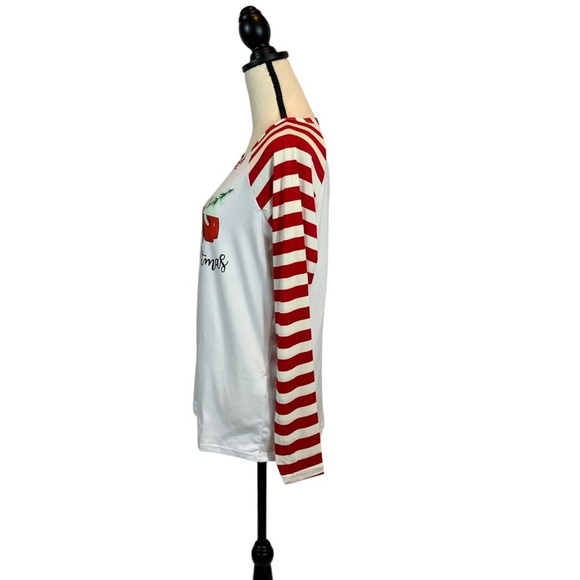 Egelexy Merry Christmas Y’all Long Candy Cane Striped Sleeve Baseball Style Tee - Picture 2 of 8
